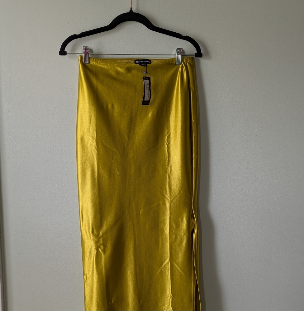 PrettyLittleThing Vibrant Yellow Maxi Skirt